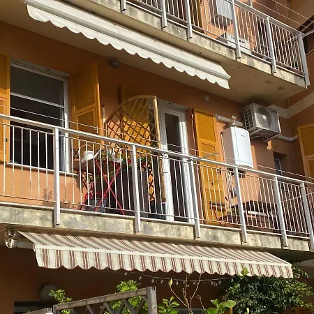 شقة The Little House Of Gio And Gaia Gaslini And Sea *
